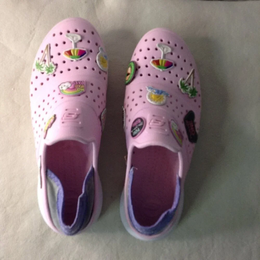 Skechers Foamies; 